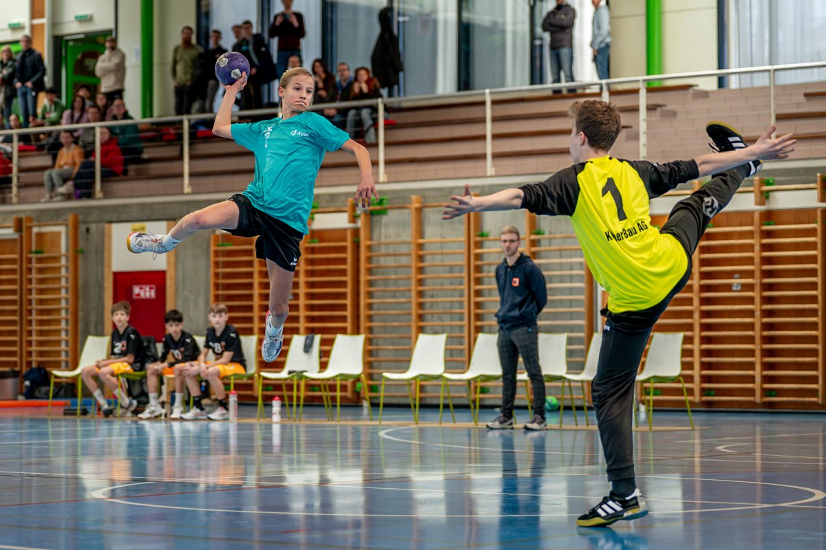 Handball Club Crissier shoot contre gardien michael photographie